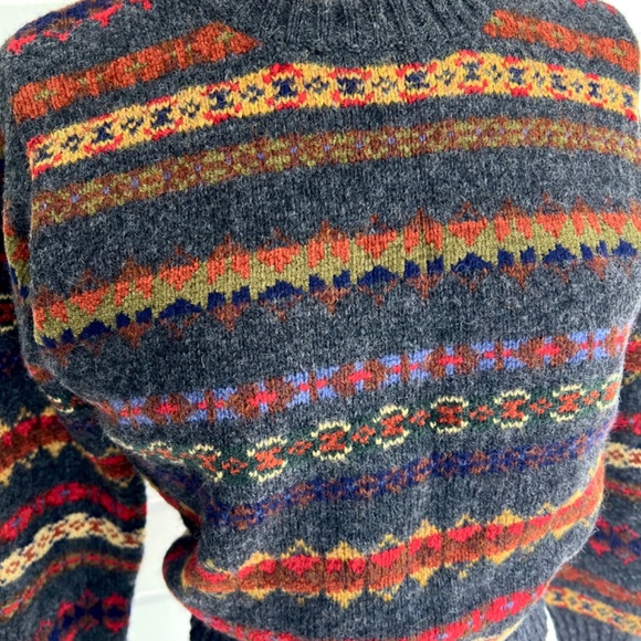 Cute VINTAGE Wool Blend Fair Isle Crew Neck Sweater - Petite S - Picture 2 of 10